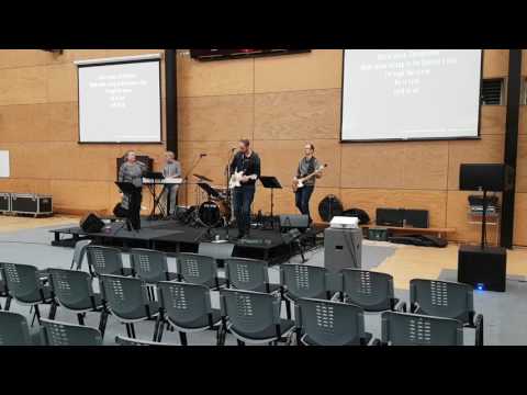 Kemper Profiler Amp in live setting with Stratocaster