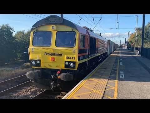 Class 66 66419 Passing Northallerton
