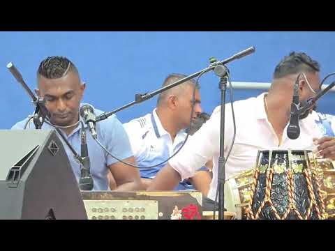 Fiji kirtan Night in Auckland at Vedic Centre Papatoetoe, Kirtan from Praneel Sami  and Ravi Chand