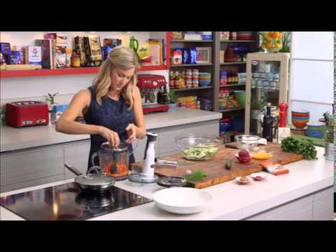 Shredded Chicken and Raw Veggie Salad | Everyday Gourmet S4