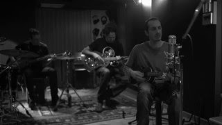 Simon Bloom - Her Sunglasses On (Official Video)