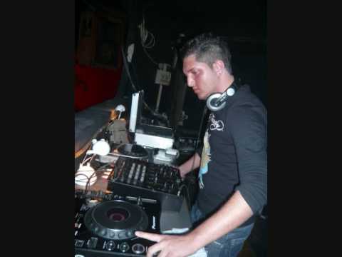 DJ Atilla Vs Ebru Gündes 2008 - Harika (REMIX) www.djatilla.com