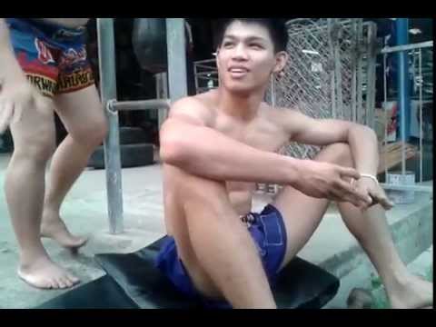 Tor Shows Strength Training for Muay Thai Clinch - Yodwicha Uses This