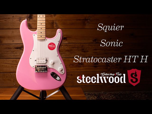 Vídeo relacionado con Squier by Fender Sonic Stratocaster HT, Guitarra Eléctrica, Diapasón de Arce, Golpeador Blanco, Blanco Ártico, Incluye cursos virtuales gratuitos en Fender Play