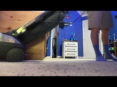 Vacuuming my room with Kirby g4