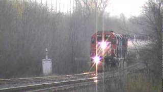 preview picture of video 'CP 642 - The Ethanol Train - Merrickville Ontario'