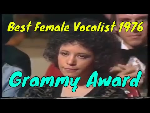 Janis Ian Grammy wins award "at seventeen" for best female pop performance 1976