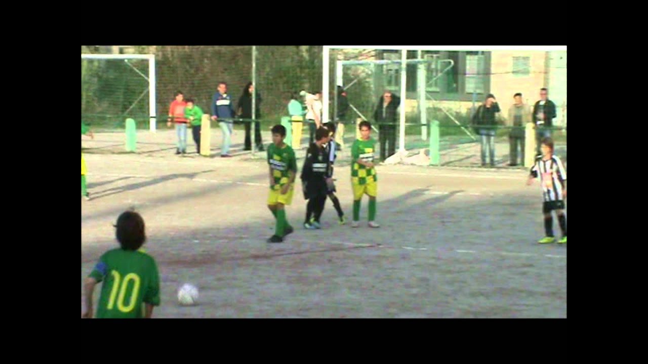 SC CRUZ  1 x VARZIM SC 3 (19/11/2011-Infantis II divisão)