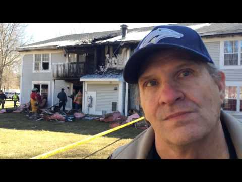 Man describes helping neighbors during fire at Chesaning apartment complex