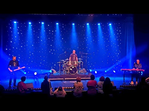 Émile & Images - S.O.S. d'un terrien en détresse (Reprise - Daniel Balavoine, Starmania), live