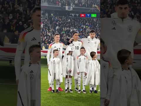 Da kann sich jemand warm anziehen 😇 #nationsleague #dfbteam #dfb #musiala