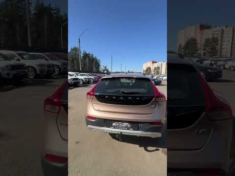 фото volvo v40 cross country i 0