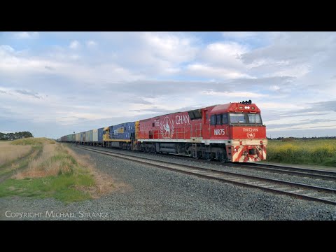 2MA5 Pacific National Intermodal Container Freight Train (3/10/2022) - PoathTV Australian Railways