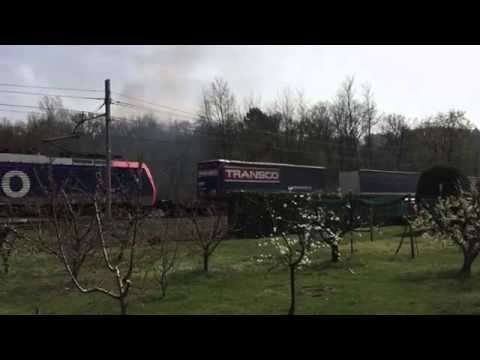 Linea Oleggio-Luino TEC SBB CFF FFS Cargo in transito ad Angera (VA)