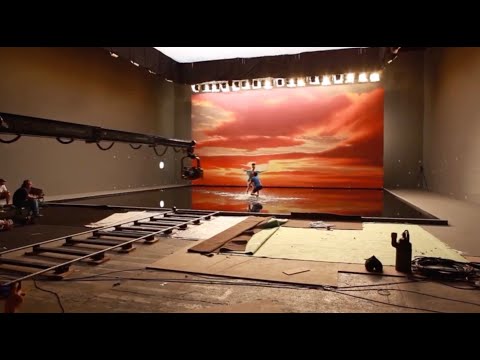 Lycra - Moves You - Making Of - Philippe André