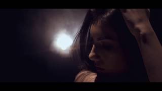 A Distancia - Besos de Papel (Official Videoclip)