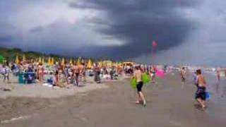 preview picture of video 'Sandstorm on the beach near Eraclea Mare 2007'