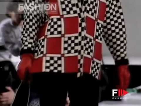 "Caroline Charles" Autumn Winter 1992 1993 London 1 of 3 Pret a Porter Woman by FashionChannel