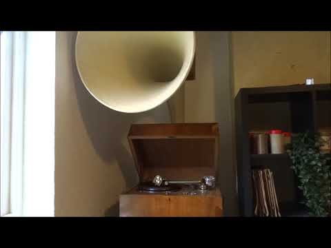 Tap Room Blues - Joe Venuti And His Blue Four