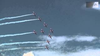 preview picture of video 'Air 14 - Patrouille de Suisse & PC 7 Team - Combined Perfomance'