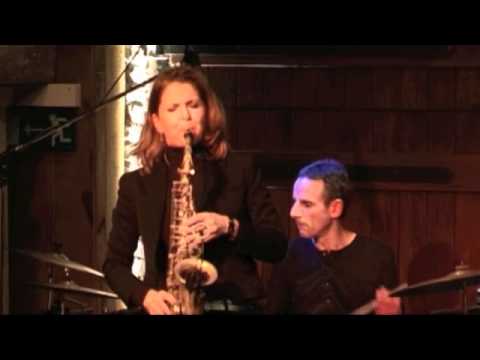 Karolina Strassmayer & Drori Mondlak - KLARO! "You're Either a Goddess or A Doormat"