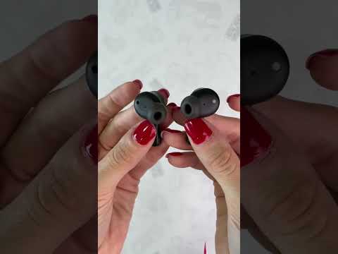 Fone de Ouvido JBL Quantum TWS Bluetooth - Preto - 2