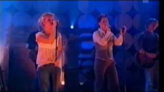 NYLON BEAT - RAKASTUIN MÄ LOOSERIIN