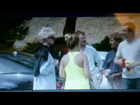 The Wedding Pact fragman