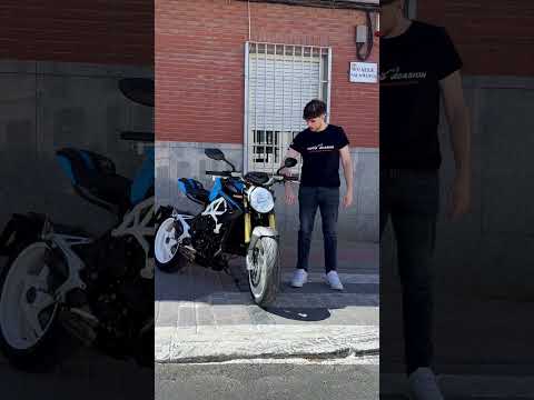 😕 NI ME HABLA 😤#humor #supermotard #mvagusta #moto #motoocasion