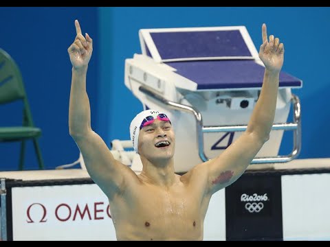 Spectators applaud Sun Yang's 200m freestyle win at Rio Olympics