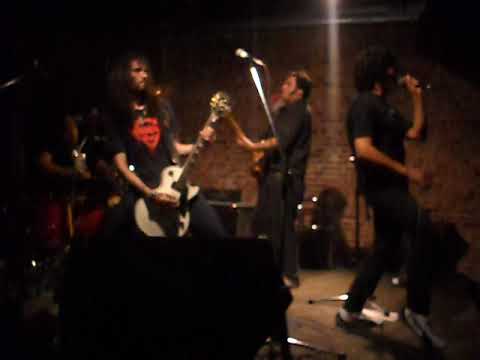 Ozzman  Tributo a Ozzy Osbourne "Perry Mason"  en Planet Music  Bar  11/11/2010