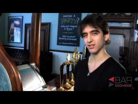 How to Use a Cash Register in a Bar
