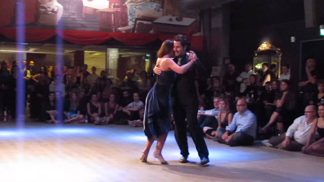 Video thumbnail for Malika Pitou Nicolier y Haris Mihail Pensalobien Milano 3-10-2015 4-4