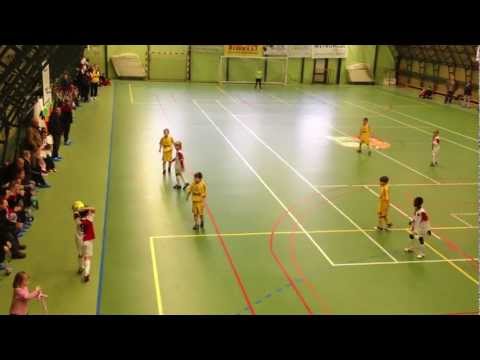 5. zápas: Slavia Praha ''04'' - FK Dukla Praha ''03''  1:0