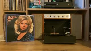 Barbara Mandrell - Hold Me