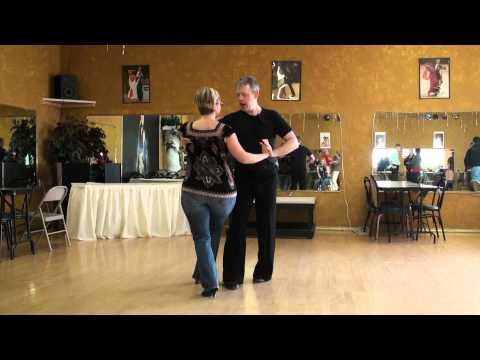 Argentine Tango, Triple Sacada
