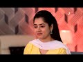 Chirodini Tumi Je Amar হাতের ওপর হাত রেখে অপর্ণা‌কে 