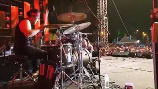 Download lagu Xpdc - DOA live mp3 Download lagu Xpdc - DOA live mp3