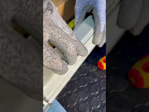 Lámpara LED SmartBright resistente al agua WT065C de Phillips encuentra la en Impulsora