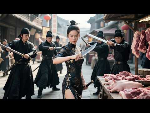 賣豬肉的大嬸竟是讓江湖聞風喪膽的女戰神！得知女兒過著豬狗不如的生活，當場抄起剁肉刀開啓暴走模式，一路踏平賊窩驚呆衆人~ #chinese television dramas #逆袭 #爽剧 #豪门