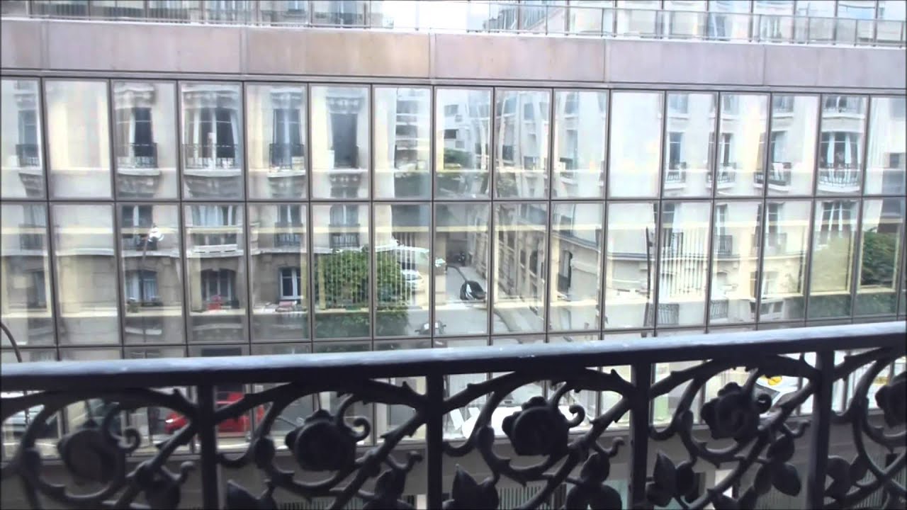 Watch video 3 Pièces 67m² - 1790€ CC - 92200 Neuilly sur Seine 3 Pièces 67m² - 1790€ CC - 92200 Neuilly sur Seine