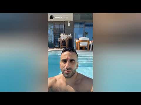 Capital Bra und Pa Sports machen Party in Dubai, Jamule verkleidet sich als Capi😂 (02.02.2021)