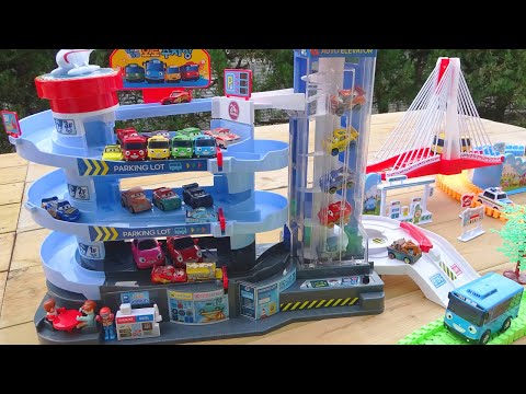 Tayo the Little Bus Toy☆Chibikko Bus Tayo Round and Round Parking & High-Speed ​​Rail Car Course