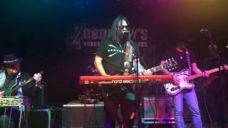 Shooter Jennings and Waymore&#39;s Outlaws - Born To Die