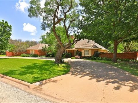 Better Homes and Gardens Real Estate Senter, REALTORS - 1409 River Oaks Road