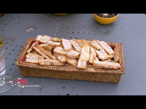 Virginia's Almond Crunches - Julie's Notebooks in Drôme Provençale