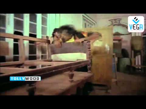 Jebu Donga Movie - Chiranjeevi Action Scene