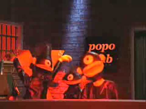 YouTube - Bernie und Ert - Popo Club.avi