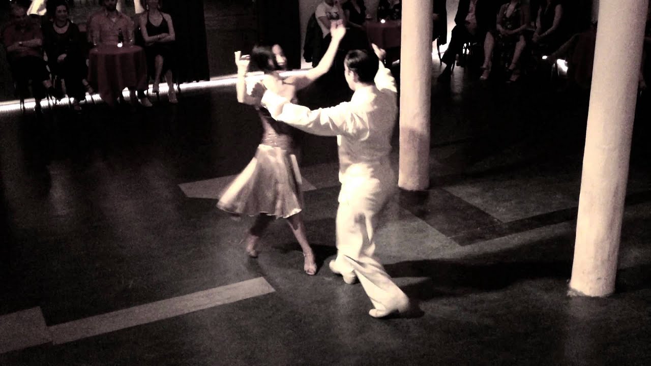 Chacarera dance - Roberto Leiva & Maricel Gómez - 2013