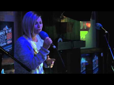 MNM 90's & 00's Café: Jessy - Sing it back